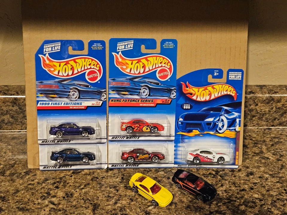 Hot Wheels Lot of 7 1999 Ford Mustang Variation Kung Fu Yellow Black '99 - Image 1 of 3