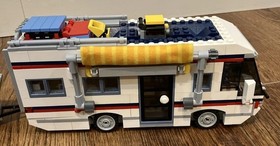 Lego 31052 Vacation Getaways Creator 3 In 1, RV Camper Boat Catamaran House