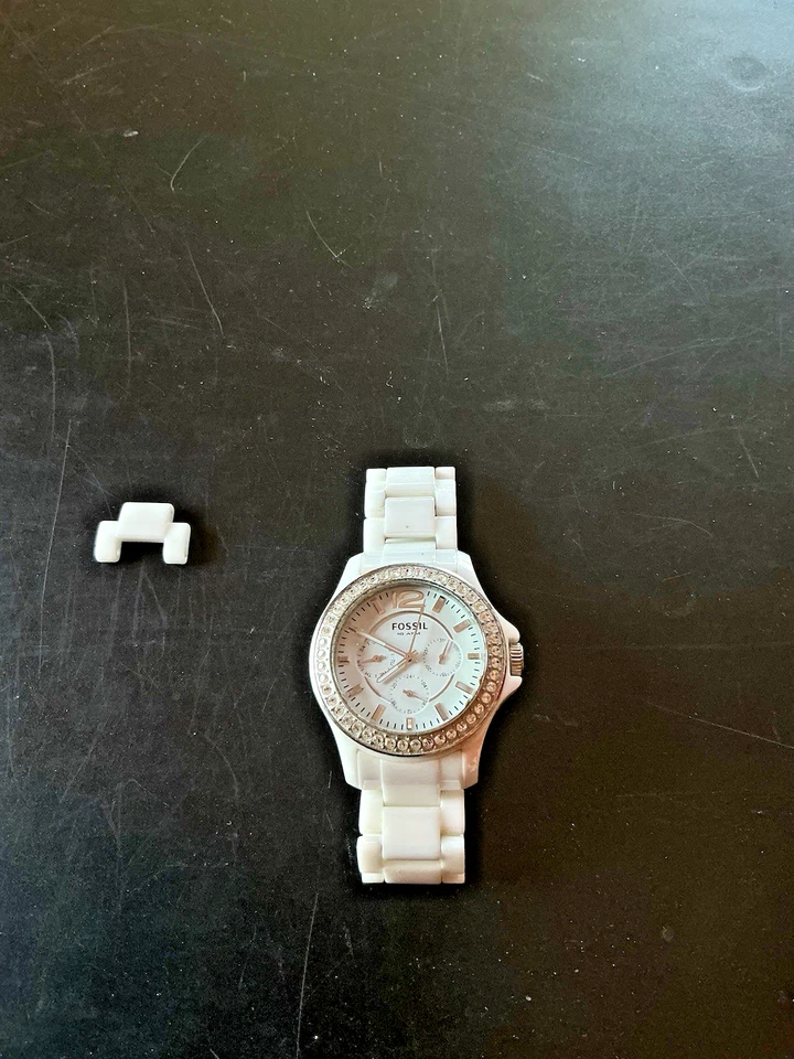 OVP Orig. Fossil Damenuhr Riley Weiß Silber CE1010 Strass Steinen Keramikgehäuse - Bild 4 von 4