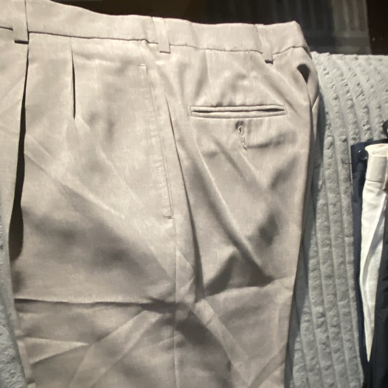 J. Ferrar Men's Beige Pleated Front Dress Pants 34W