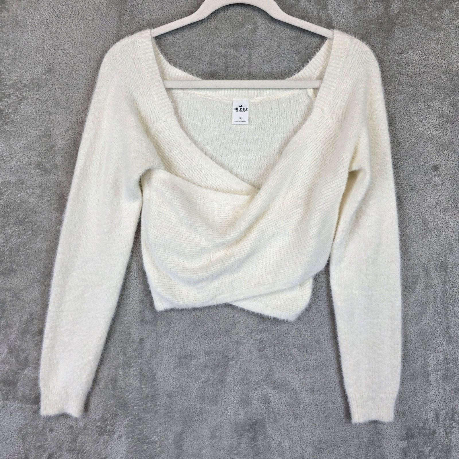 Hollister Sweater Womens Medium Cream Wrap Front V Neck Long Sleeve Cropped Knit