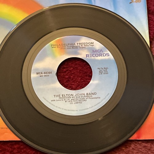 Elton John 45 RPM 7" Vinyl Philadelphia Freedom/Saw Her Standing There MCA 1975