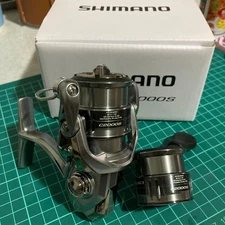 C2000S spinning reel silver replacement spool set