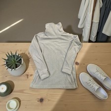 Nike Therma-fit Women's Fleece Training Pullover Funnel Neck Sweatshirt Gray