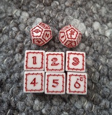 The One Ring - White Dice Set - RPG - Der Ein...