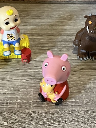 Tonies Characters Bundle X4 Peppa Pig ,Sheep, Gruffalo + Cocomelon figure + Case - 第 5/6 張圖片