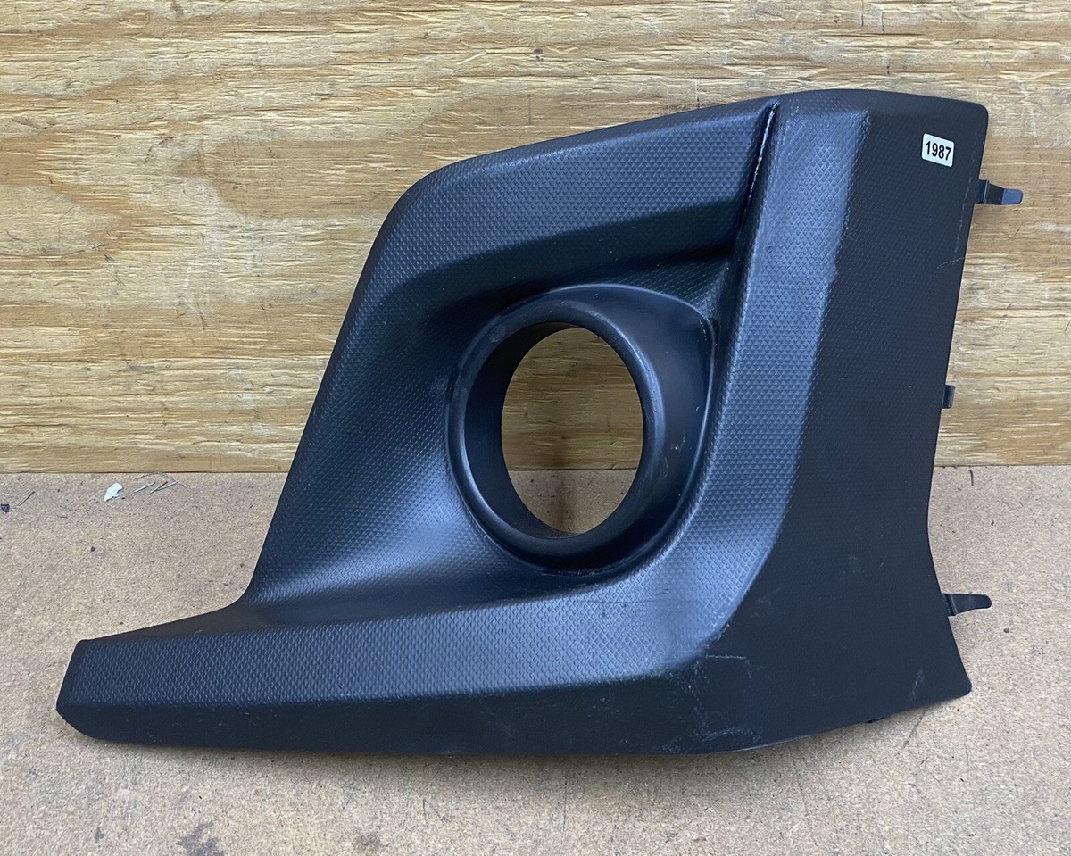 2018-2020 Subaru Crosstrek Front Driver Side Fog Light Cover XUV