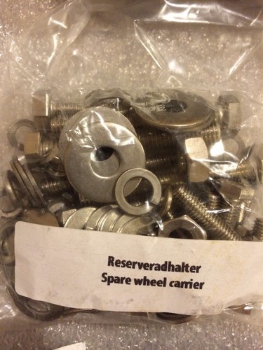 Land Rover Defender 110 / 130 SW Station Wagon Stainless Hardware Screw Bolt Kit - Picture 11 of 12