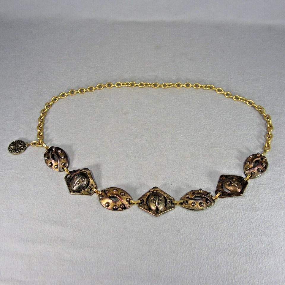 Mujer Tono Dorado Metal Concho Moda Cinturón Cabeza Rostros Flor Cadena Ajustable Foto 3 de 4