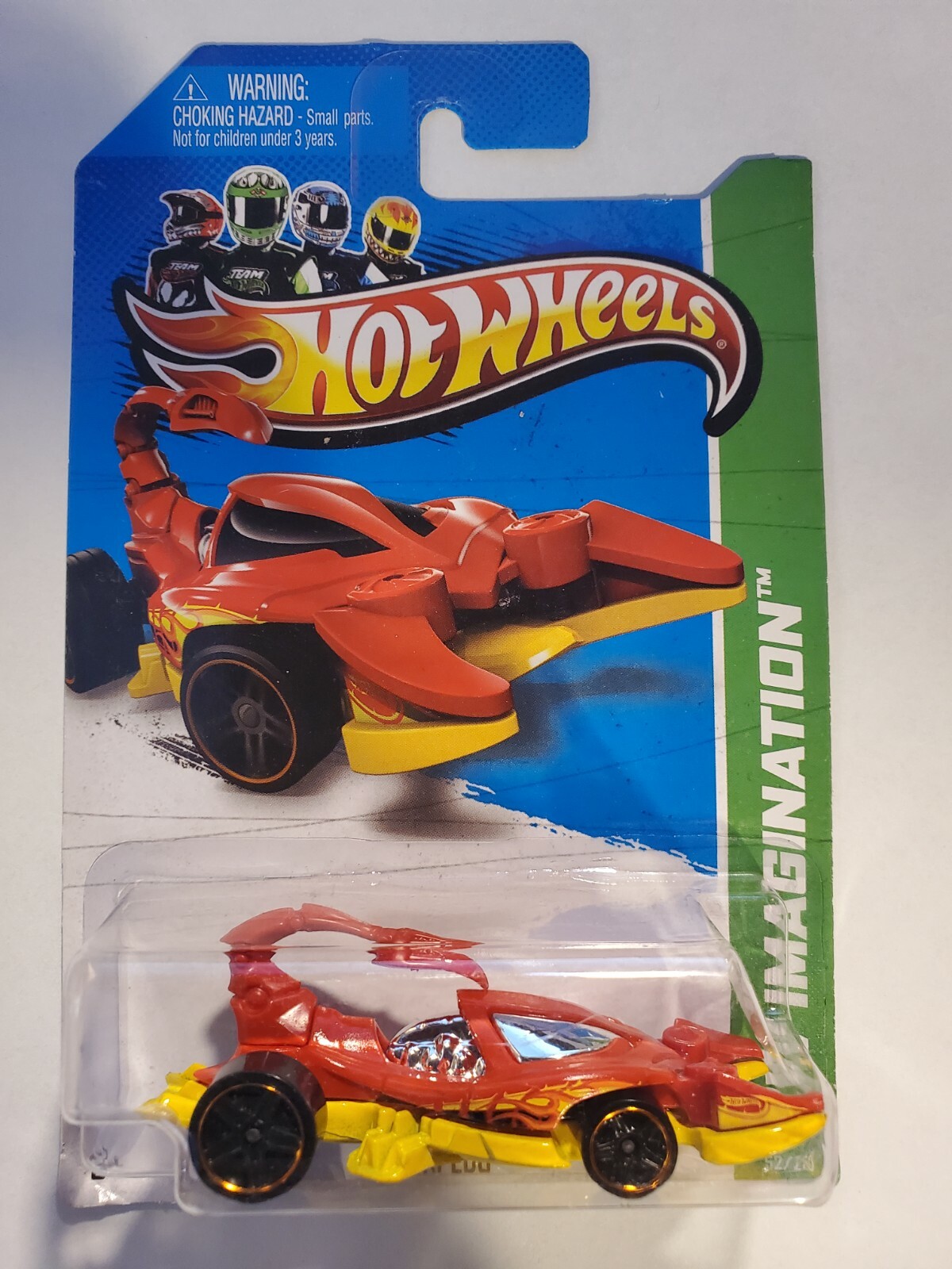 2015 Hot Wheels #32 HW City-Street Beasts SCORPEDO Red/Yellow Variant w/Blk Pr5