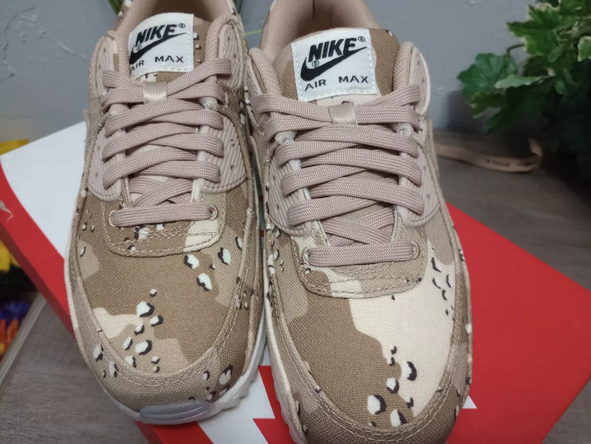 Camo 2025 nike shoes
