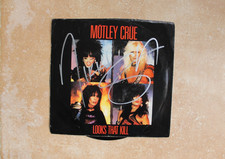 Nikki Sixx Signed Motley Crue Looks That Kill 1983 Shout At The Devil 45 Record