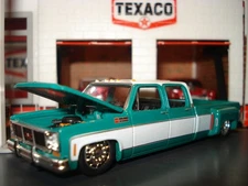 1977 GMC 4 DOOR PICKUP TRUCK LIMITED EDITION EDITION 1/64 GREEN DUALLY