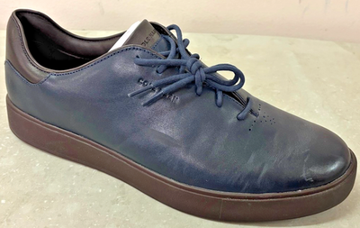 Cole Haan Men display picture 1