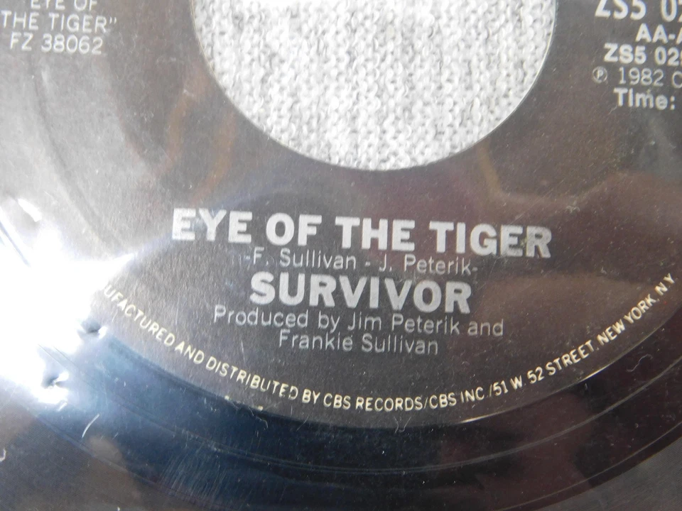 Винтажная виниловая пластинка Survivor 45 об/мин Eye Of The Tiger Take You On Saturday 1982 - Изображение 2 из 4