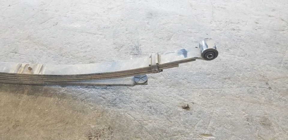 17 CHEVY EXPRESS 3500 VAN LEAF SPRING REAR LEFT DRIVER Foto 2 de 4