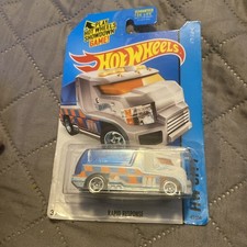 Hot Wheels Rescue: Rapid Responder - White (2013)