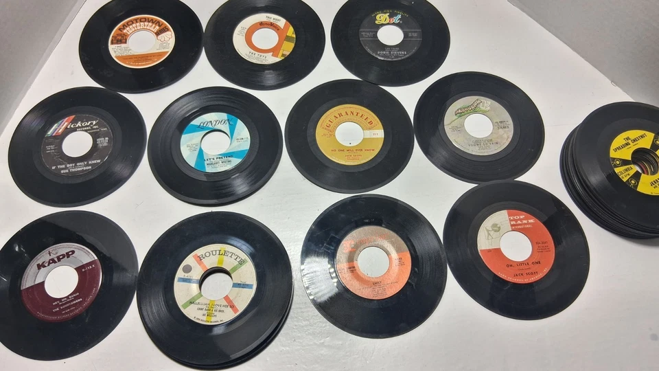 45 Record Collection - Over 300 VINTAGE Original 45 rpm Records Foto 2 de 4