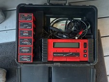 Snap-on Tools Mt2500 Diagnostics Scanner Scan Tool With Case And Manuels. Snap-on Tools Mt2500 Diagnostics Scanner Scan Tool With Case And Manuels.