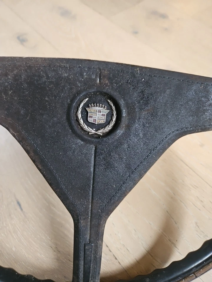 Fleetwood original de 1969. Se adapta a Cadillac 1969-1989... volante 15". Foto 2 de 4