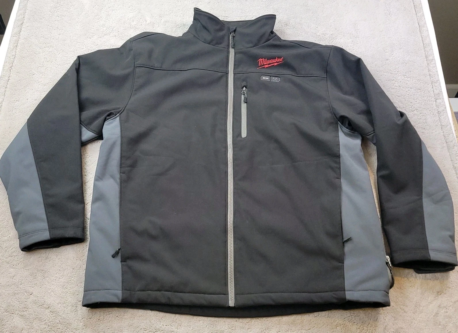 Milwaukee M12 Heated Gear Jacket Mens XL Black Softshell Full Zip NO BATTERY
Opens in a new window o