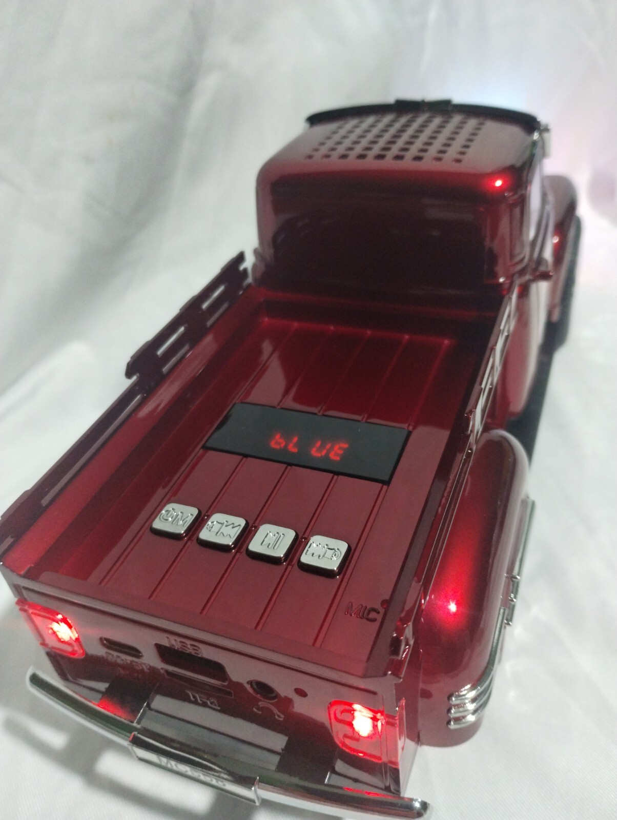bluetooth speaker Old Time Truck-image