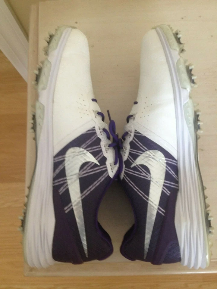 Туфли для гольфа Nike McIlroy Lunar Control 3 ID 9 средние жемчужные белые/фиолетовые/серебристые - Изображение 3 из 4