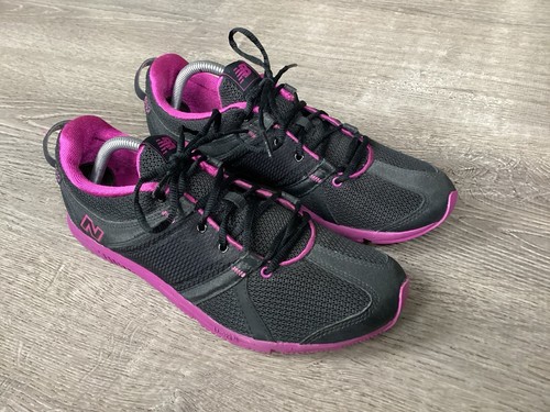 New Balance Womens 561 Size 8.5 Sneakers WX561BK Black Lace Up Shoes Training - Picture 2 of 12