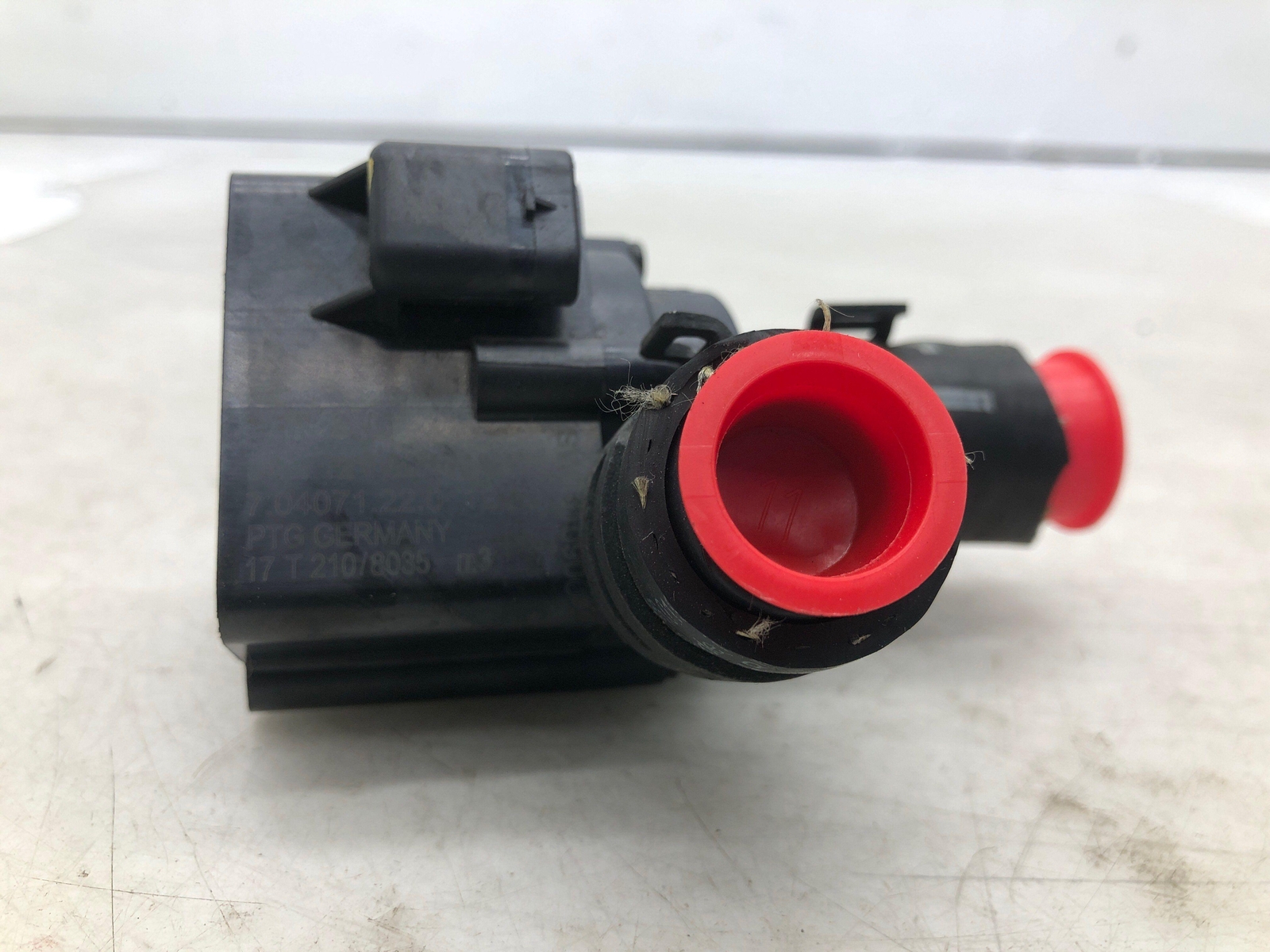 2016-2020 BENTLEY BENTATGA W12 ELECTRIC AUXILIARY COOLANT WATER PUMP 06H121601N