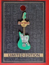 Chitarra HRC Hard Rock Cafe Online Fender ERA serie 2010 verde Jaguar basso LE