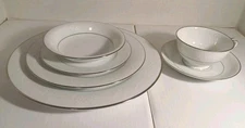 Noritake Japan 6pc Place Setting Buckingham Platinum 6438 Embossed White Floral