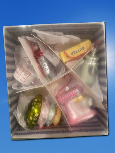 Cody Foster Baking Ornament Set 6 NIB Retro Kitchen Chef Holiday Foodie Gift Box - Picture 3 of 7