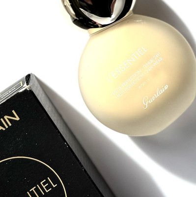 Guerlain L essentiel High Perfection Foundation 01W Very Light Warm 30ml