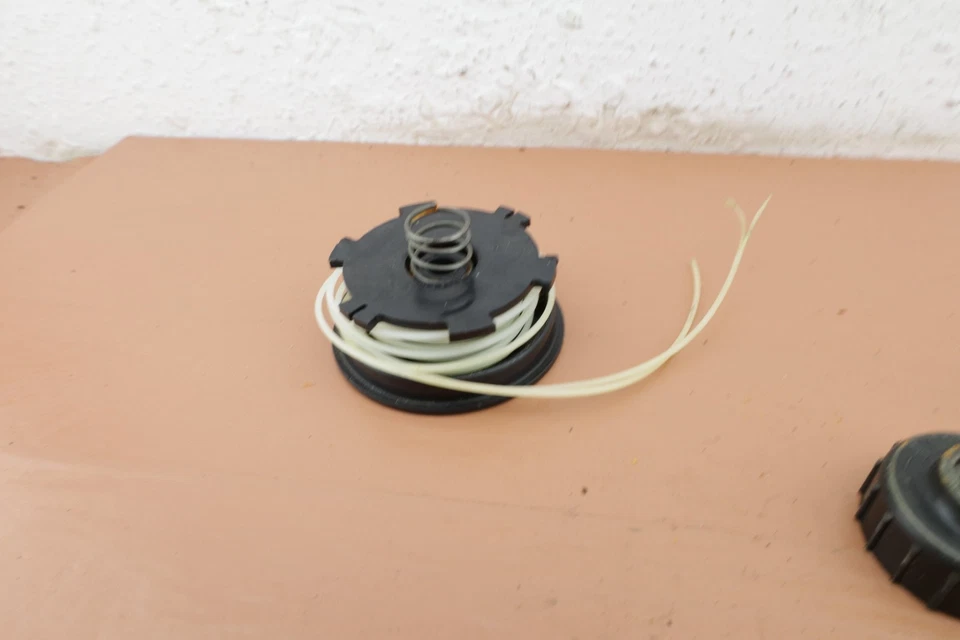 Homelite ST-185 String Trimmer OEM Spool - Image 2 of 4