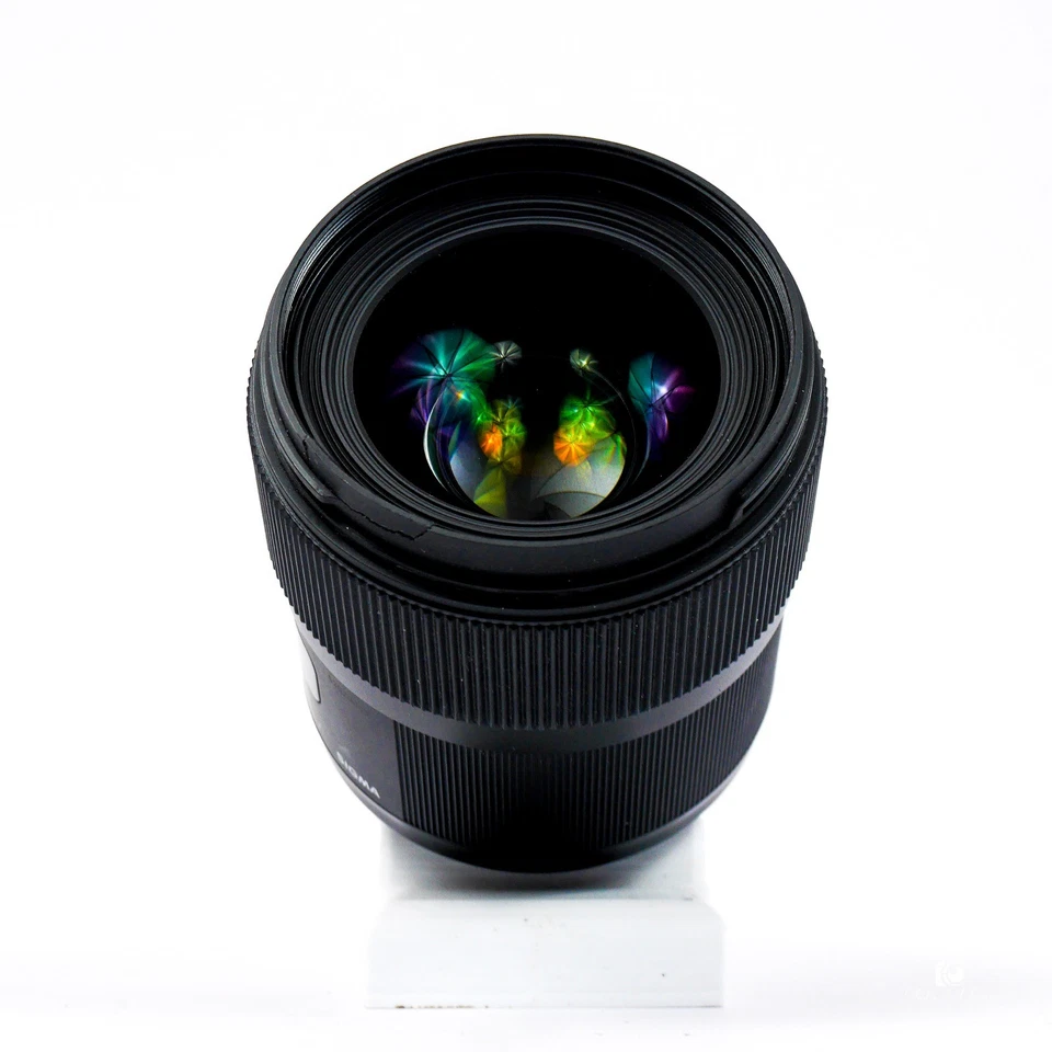 Sigma Art 35mm f:1.4 Monture Nikon AF  - 713005 - Bild 2 von 4