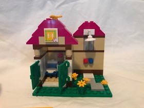 LEGO Friends Heart Lake City Pool Set 41008, Used. Great Condition.