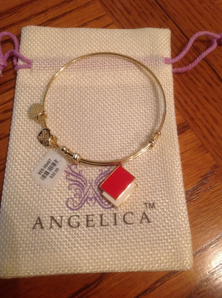 Brazalete Angélica "Tono Dorado" Letra de Amor Acabado Amarillo Latón Expandible Nuevo con Etiquetas Foto 2 de 2