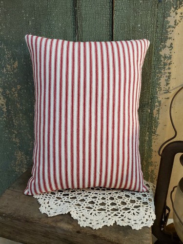 VINTAGE PRIMITIVE VICTORIAN FOLK ART STYLE AMISH HORSE BUGGY BARN PILLOW - Picture 5 of 5