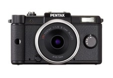 PENTAX Mirrorless Camera Q Lens Kit 12.4 MP Black PENTAXQLKBK