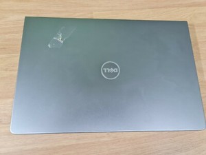 Dell Vostro 5568 15,6" Laptop FHD i5-7200U 2,50GHz 8GB RAM ohne SSD defekt Scharnier 1