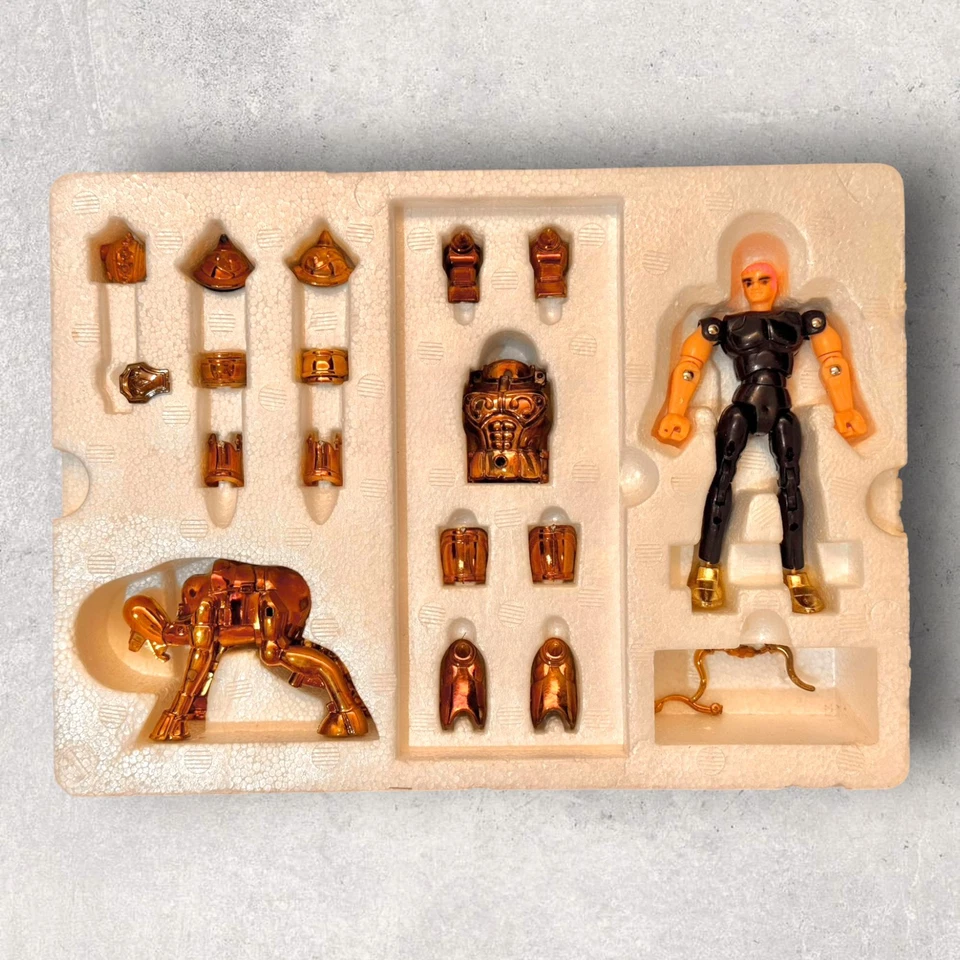 (Box Damaged) 1990's Vintage Saint Seiya NO-1051 Gold Saints Taurus Aldebaran - Image 4 of 4