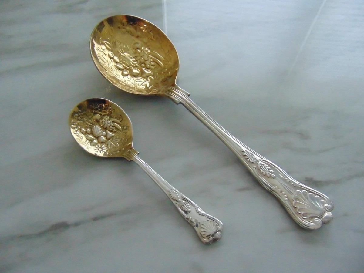 Sheffield KINGS Berry Jelly Spoon Gold Wash Raised Bowls