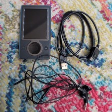 Nr.MINT CONDITION Microsoft ZUNE 30GB BUNDLED W/ORIGINAL Headphones And Charger