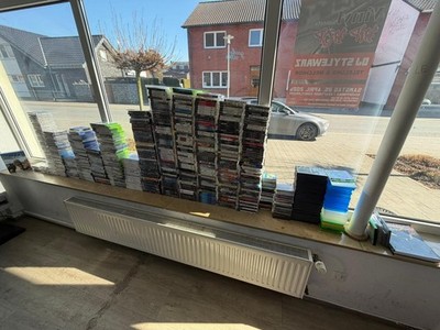 Spiele Konvolut zu verkaufen über 352 Stück Sammler Playstation