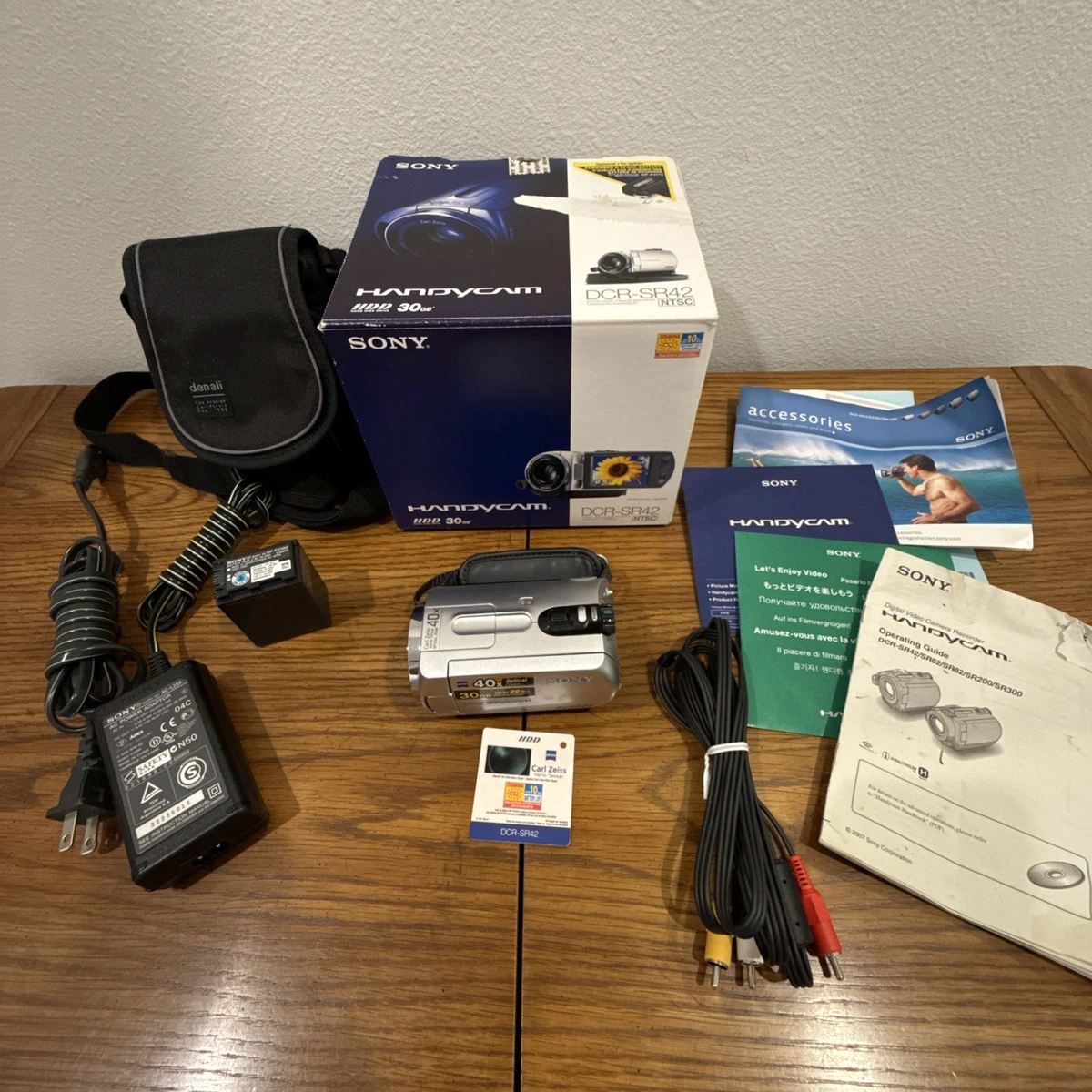 Sony Handycam 2000x Digital Zoom 40-60x Optical Zoom Camcorders