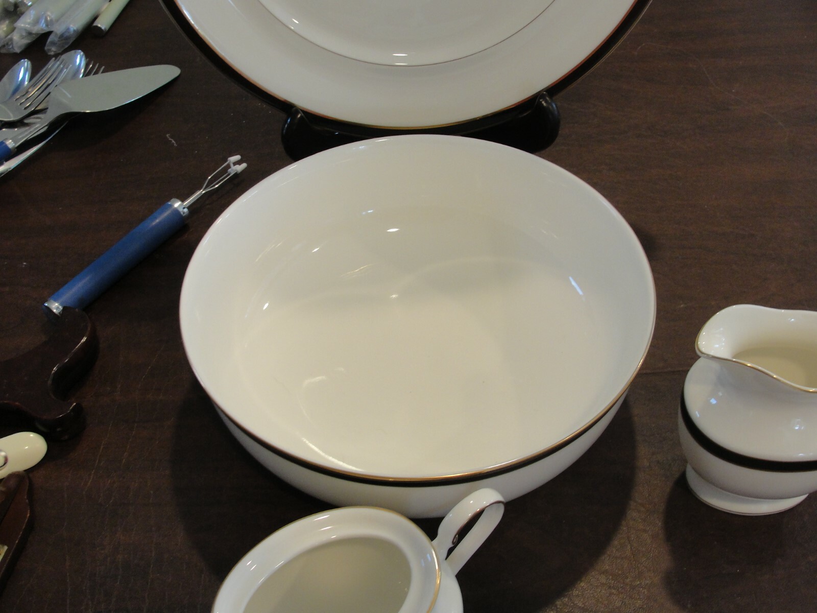 MIKASA BLACK TIE CHOP PLATTER, SALAD BOWL, CREAMER, SUGAR NO LID eBay