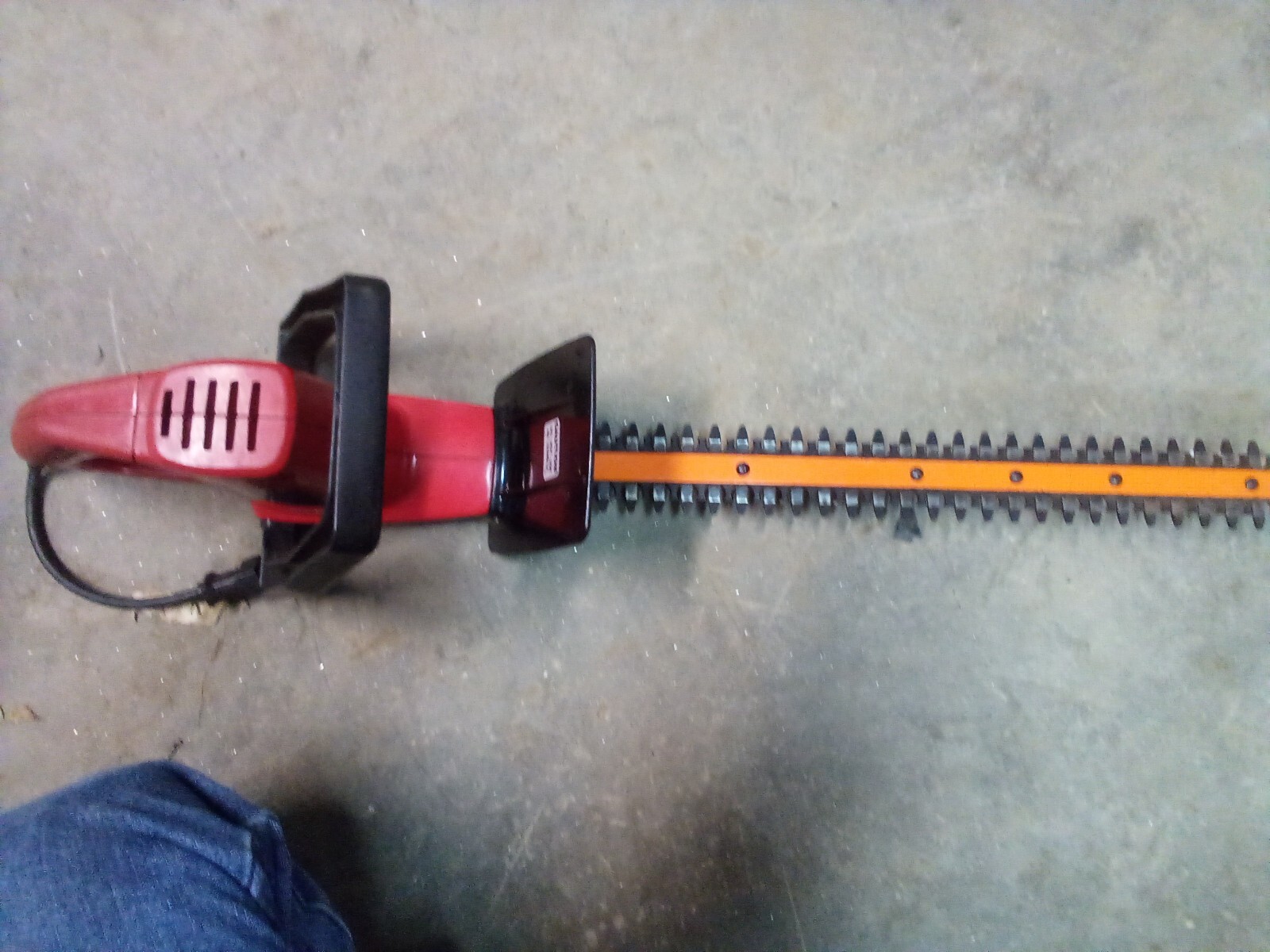 CRAFTSMAN Electric Hedge Trimmer, 22Inch, Corded, Red/Black eBay