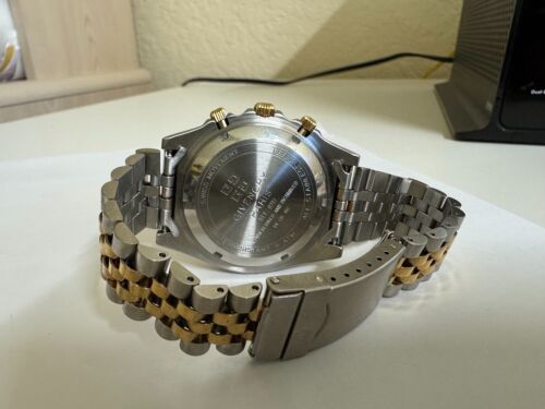 NOS Men's GIVENCHY chronograph Ref.0717 watch from 1990s RARE - Picture 2 of 7