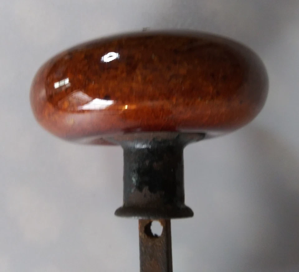 Vtg Speckled Brown Porcelain Door Knobs And Spindle Set - Image 4 of 4