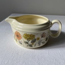 J & G Meakin 'Hedgerow' Trend range Gravy Boat Sauce jug